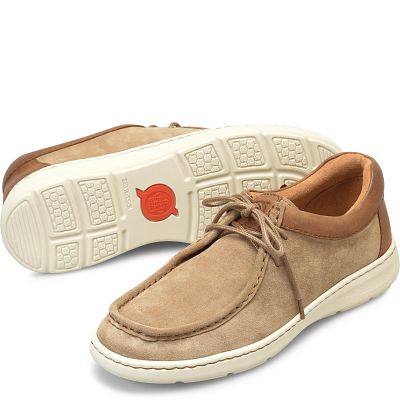 Maverick shown in Taupe Brown Combo (Tan)