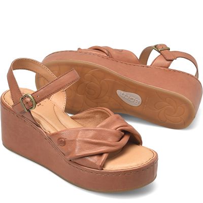 Marchelle shown in Brown Luggage (Brown)
