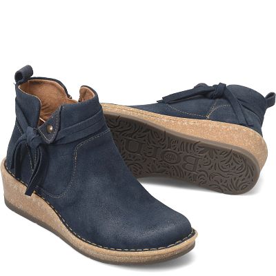 Vaughn shown in Navy Indigo Distressed (Blue)