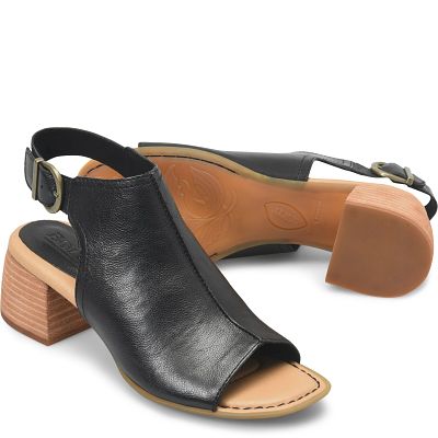 Sage shown in Black Nero (Black)